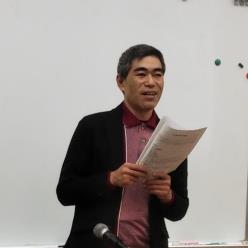 講演中の矢倉さん
