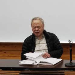 講演中の山根代表理事
